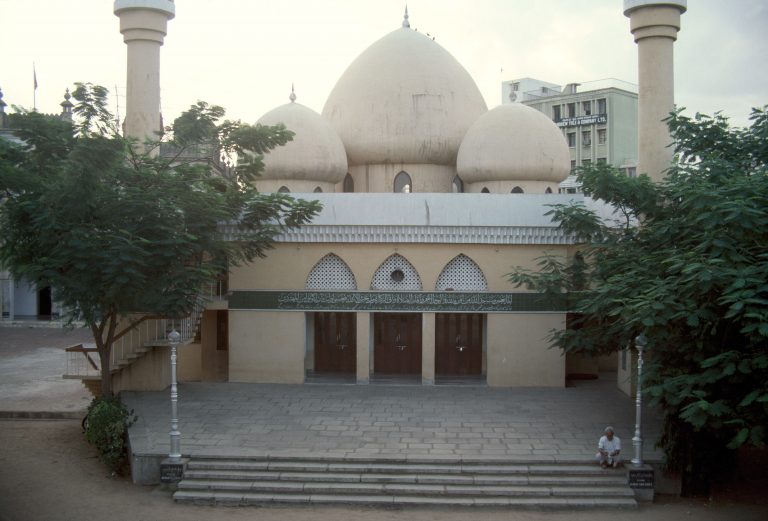 South India Mosques/ Dargah’s : Chennai’s Landmark – Thousand lights Mosque