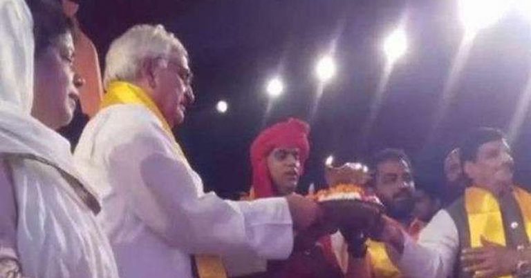 दारुल उलूम ने पूर्व विदेश मंत्री सलमान खुर्शीद को इस्लाम से बाहर करने का दिया फरमान 