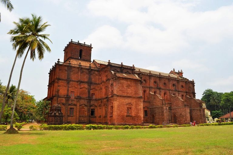 50 Stars of Christmas : Basilica of Bom Jesus, Goa – A finest example of Portuguese influence