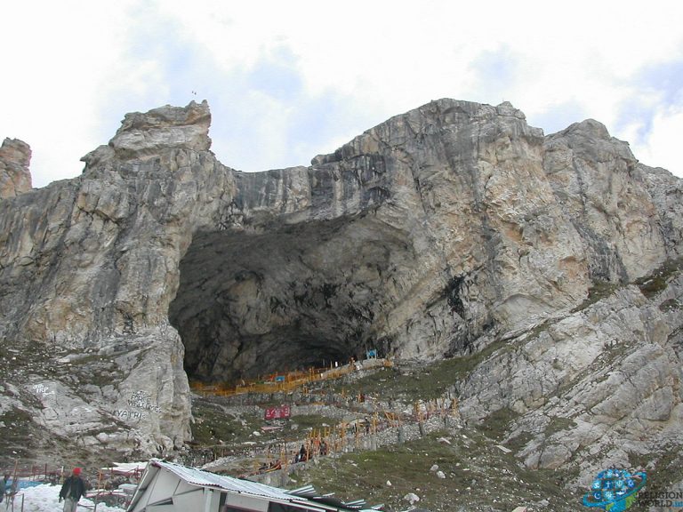 Amarnath Muted : Reactions of Saints, Politicians and Society on NGT Order on Amarnath