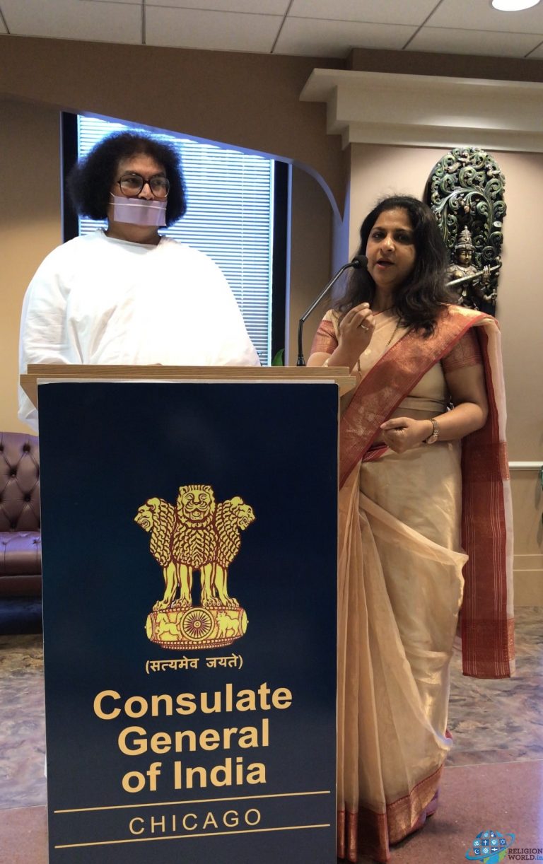 Acharya Lokesh welcomed at Consulate General of India, Chicago