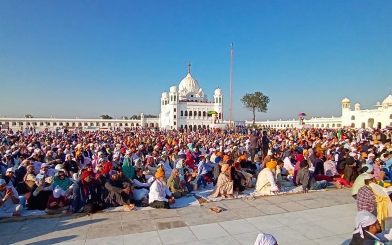 Kartarpur Corridor : अब तक 45000 श्रद्धालु कर चुके हैं करतारपुर साहिब के दर्शन