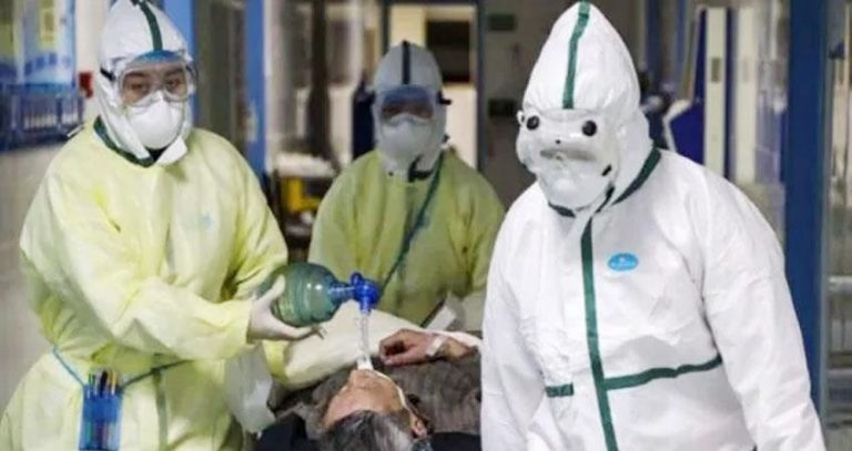 कोरोना वायरस से अमेरिका में एक दिन 345 लोगों की मौत