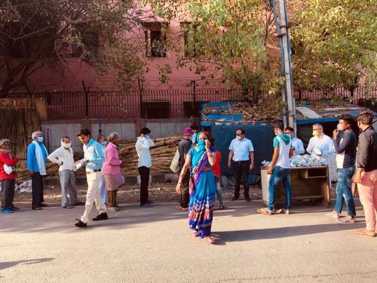 Corona : Volunteers of The Art of Living Along With IAHV Have Reached Out To Millions Needy