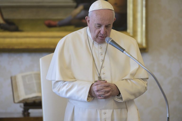 Pope Francis dedicates message to the internally displaced during pandemic