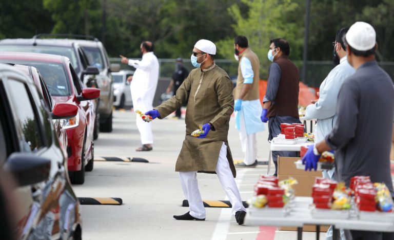 US Muslims try to balance Eid rituals with virus concerns