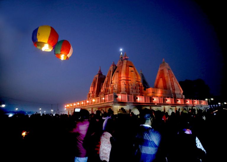 गीता महाआरती के बीच मुख्यमंत्री ने किया दीपदान : सम्पन्न हुआ अंतर्राष्ट्रीय गीता महोत्सव-2020