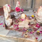 उत्तर प्रदेश के एटा में प्राचीन राधा कृष्ण मंदिर में मूर्तियाँ तोड़ी गईं